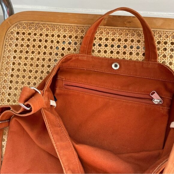 BAGGU Duck Bag in Umber - Picture 7 of 14